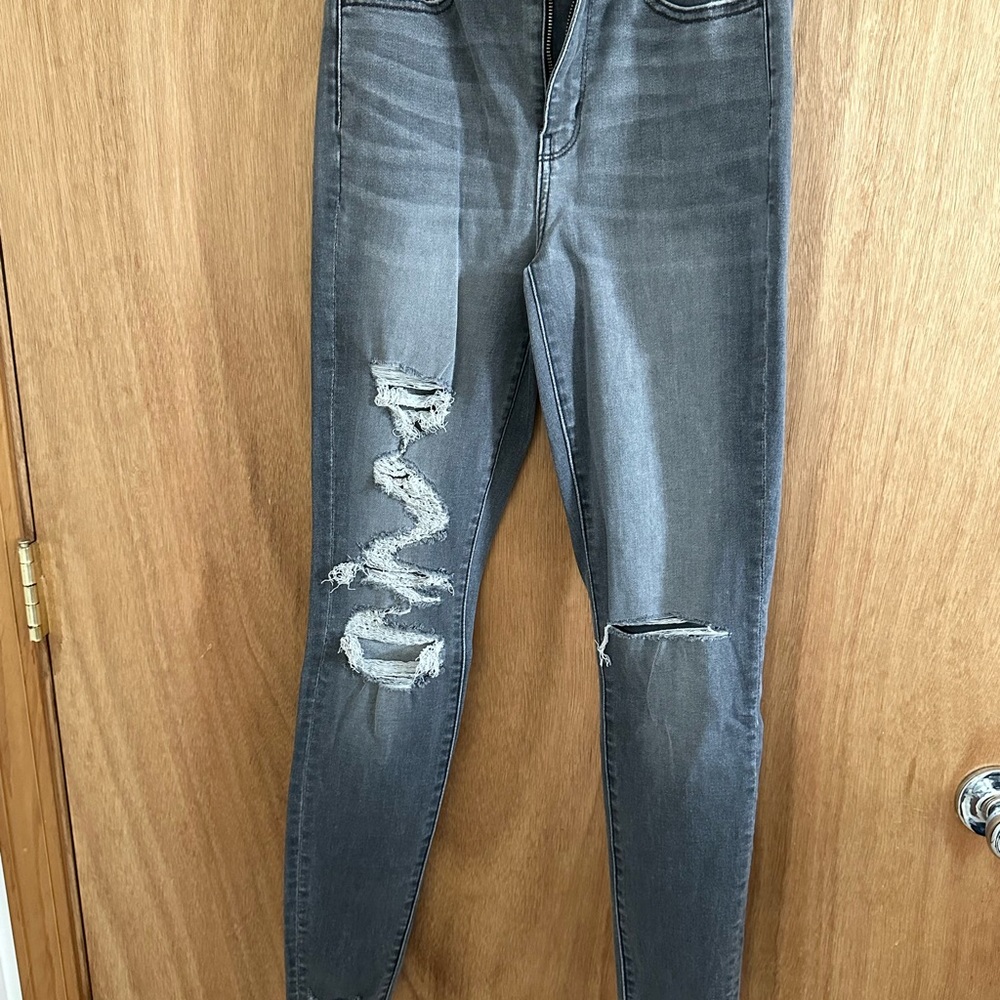 American Eagle Ripped Skinny Jeans
